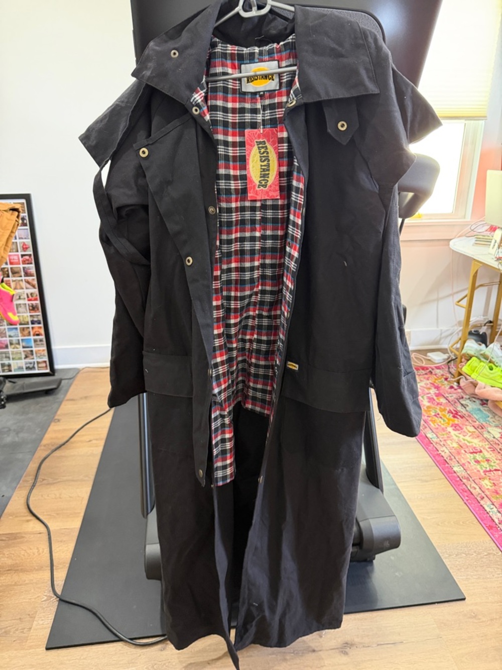 Men’s Black Trench Coat with Red Plaid Lining Medium NWT - Picture 6 of 10